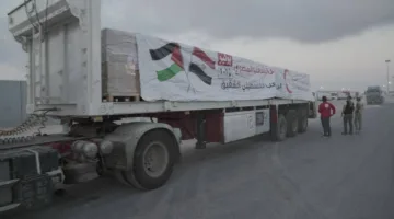 تواصل إرسال قوافل “زاد العزة” من مصر إلى غزة بحمولة تقدر بحوالي ألف طن من المساعدات