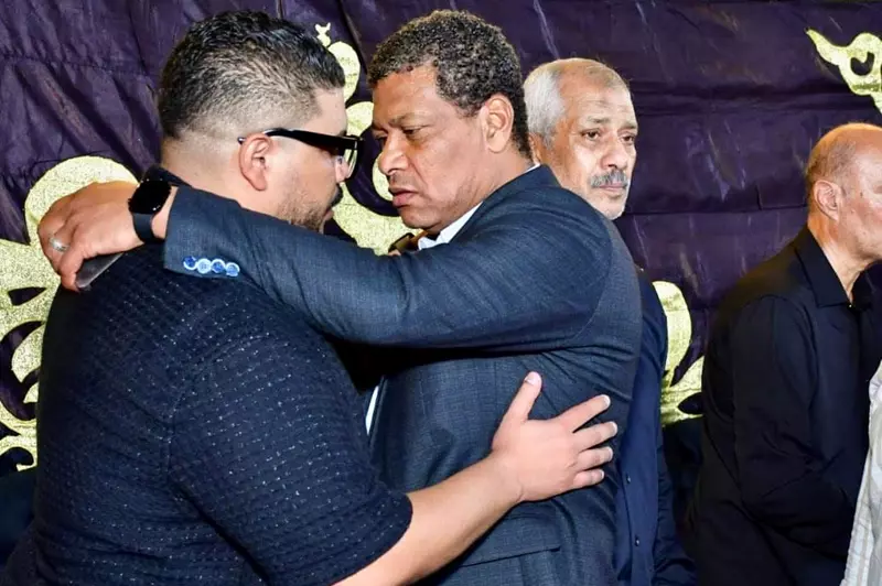توافد رئيس الإسماعيلي وعلاء وجلال على مراسم عزاء الفقيد ميمي عبد الرازق (صور) توافد رئيس الإسماعيلي وعلاء وجلال على مراسم عزاء الفقيد ميمي عبد الرازق (صور)