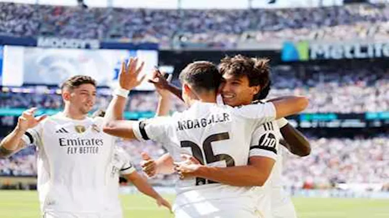 توقيت لقاء ريال مدريد وباريس سان جيرمان في نصف نهائي كأس العالم توقيت لقاء ريال مدريد وباريس سان جيرمان في نصف نهائي كأس العالم