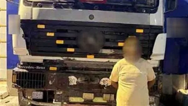 توقيف سائق شاحنة ثقيلة لقيادته بطريقة متهورة على الدائري الإقليمي. توقيف سائق شاحنة ثقيلة لقيادته بطريقة متهورة على الدائري الإقليمي.