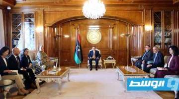تيتيه يطالب الدبيبة بتفادي أي تصرفات قد تؤدي إلى حدوث اشتباكات جديدة في طرابلس.