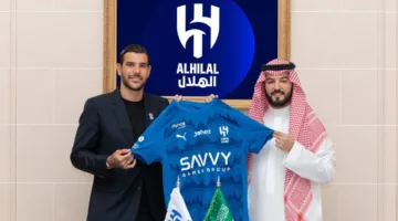 ثيو هيرنانديز في المقدمة… التشكيلة المثالية لأبرز نجوم الدوري السعودي.