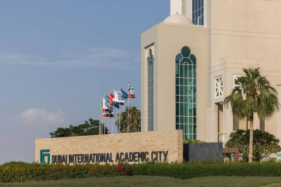 جامعات دولية تكشف من دبي عن برامجها والفرص الدراسية المتاحة. جامعات دولية تكشف من دبي عن برامجها والفرص الدراسية المتاحة.