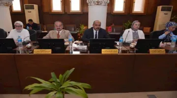 جامعة الإسكندرية تستعرض اقتراحًا لتدريس الذكاء الاصطناعي في برامج الدراسات العليا