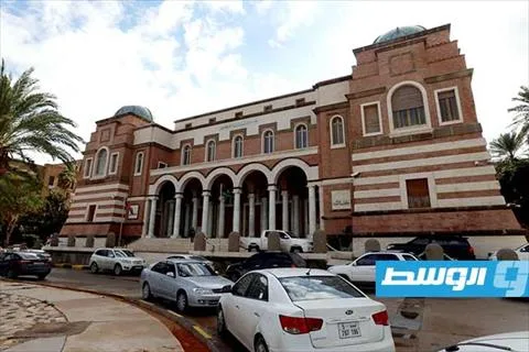 جريدة «الوسط»: «البنك المركزي» يبحث عن المصدر الرئيسي لـ3.5 مليار دينار