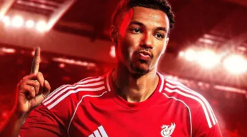 جماهير ليفربول تستقبل هوجو إيكيتيكي بحماس في المعسكر (فيديو)
