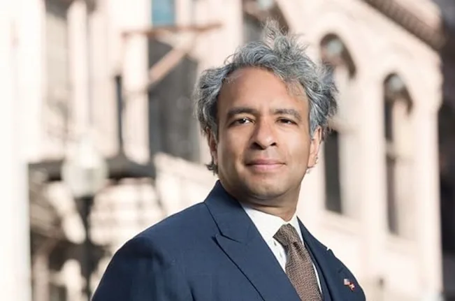 جوتام موكوندا يسلط الضوء على: التشريع الضريبى لـ “ترامب” يشكل خطرًا على مستقبل الابتكار العلمى في الولايات المتحدة