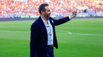 حازم إمام يُعلن مغادرة لجنة التخطيط في الزمالك وتفاصيل راتب المدرب الجديد فيريرا.