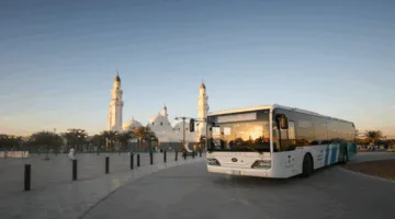 “حافلات المدينة” تُعيد تجهيز محطات النقل العام حسب الطرق الجديدة