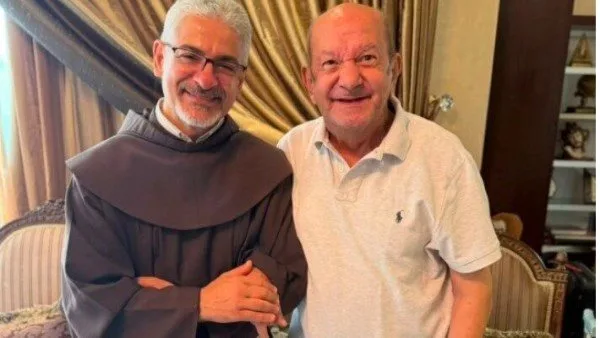«حدثت معجزة».. بطرس دانيال يروي تفاصيل الساعات الأخيرة في حياة لطفي لبيب «حدثت معجزة».. بطرس دانيال يروي تفاصيل الساعات الأخيرة في حياة لطفي لبيب