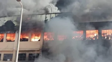 اندلاع حريق في مصنع للغزل والنسيج بالعاشر من رمضان