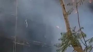 حريق بسيط في مركز تسوق معروف بمنطقة الشيخ زايد