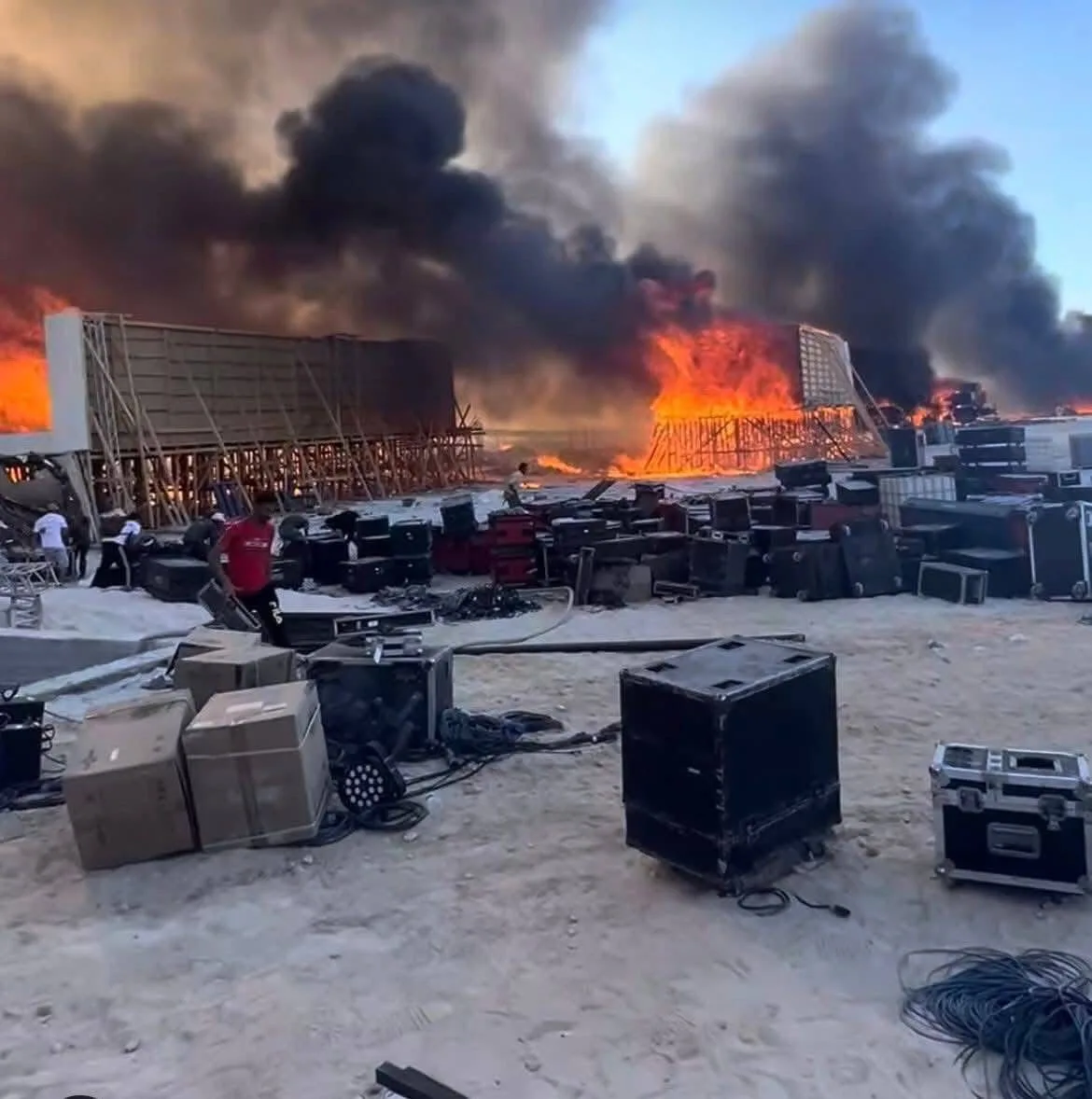 حريق في الساحل الشمالي: حفلة تكنو تتحول إلى كابوس دون وقوع إصابات