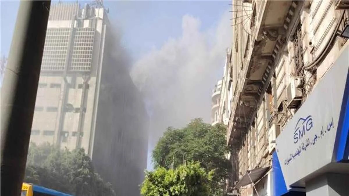حريق في مبنى سنترال رمسيس بالقاهرة يؤثر على خدمات الاتصالات