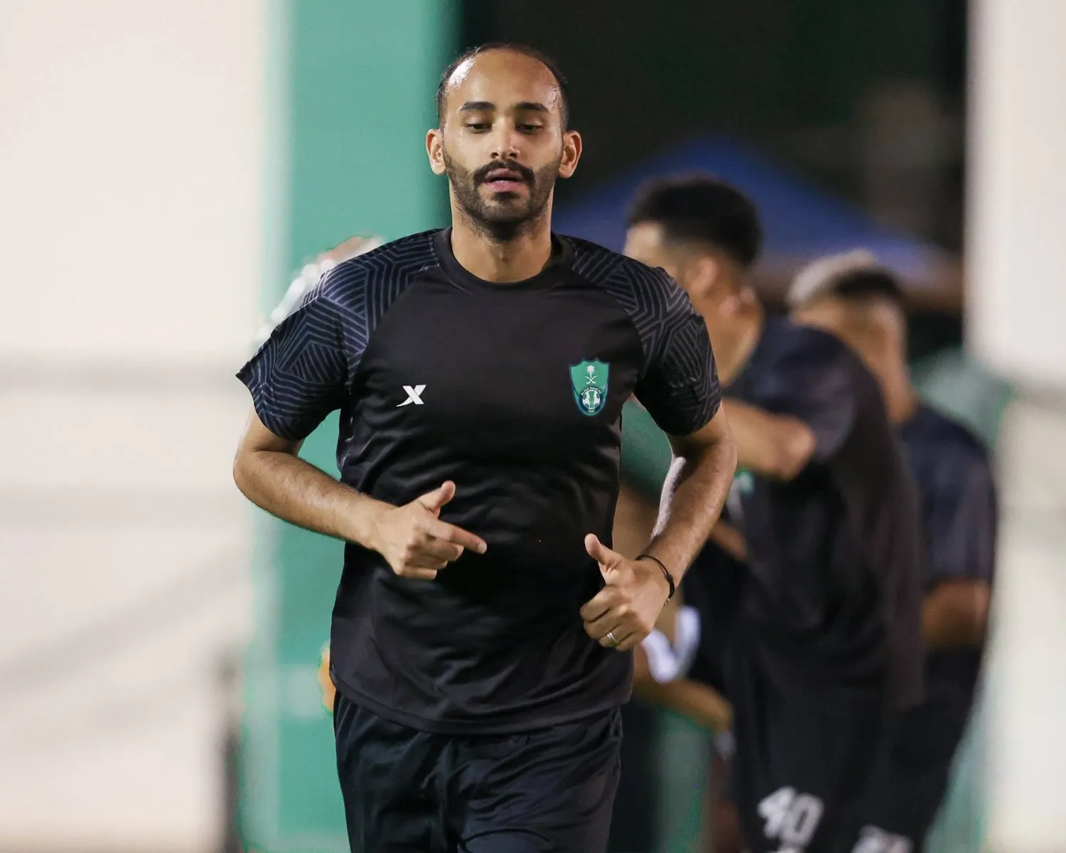 مثّل عطيف في مسيرته أندية عدة كالشباب والهلال والأهلي (النادي الأهلي)