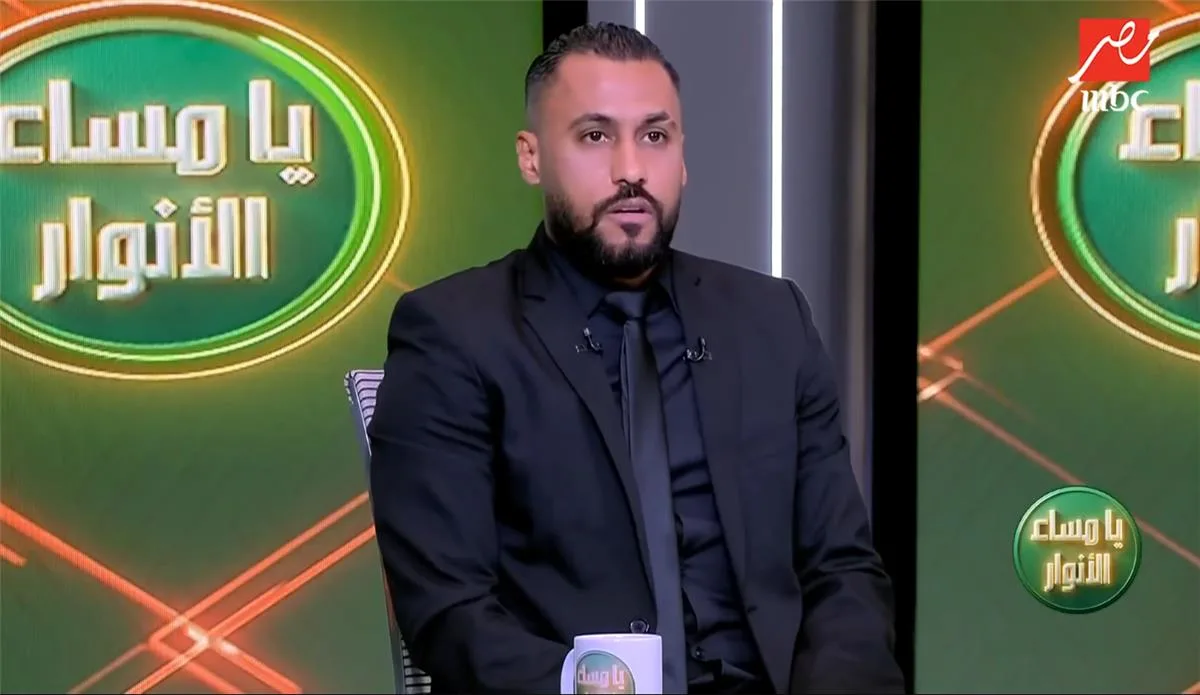 حسام عاشور يحذر: ما يجري مع وسام أبو علي غير صحيح.. واستجابة الأهلي لضغوط اللاعب قد تُهدد استقرار الفريق. حسام عاشور يحذر: ما يجري مع وسام أبو علي غير صحيح.. واستجابة الأهلي لضغوط اللاعب قد تُهدد استقرار الفريق.