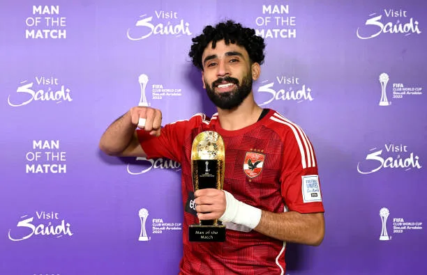 حسام وإبراهيم حسن يزوران مروان عطية للاطمئنان عليه حسام وإبراهيم حسن يزوران مروان عطية للاطمئنان عليه