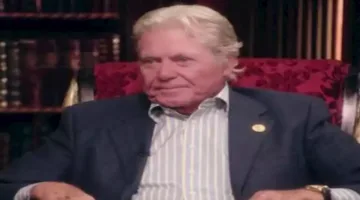 حسين فهمي يواسي عائلة لطفي لبيب: “نسأل الله أن يغفر له ويمنح أهله الصبر”