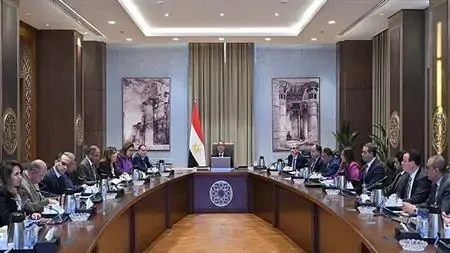 حكومة المشاكل والحوادث: المصريون يطالبون بإقالة مدبولي ورفاقه متى الأخير رحمةً بهم. حكومة المشاكل والحوادث: المصريون يطالبون بإقالة مدبولي ورفاقه متى الأخير رحمةً بهم.