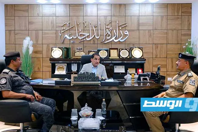 حكومة حماد تعين “رئيسًا ونائبًا” لجهاز حماية الأخلاق العامة حكومة حماد تعين “رئيسًا ونائبًا” لجهاز حماية الأخلاق العامة