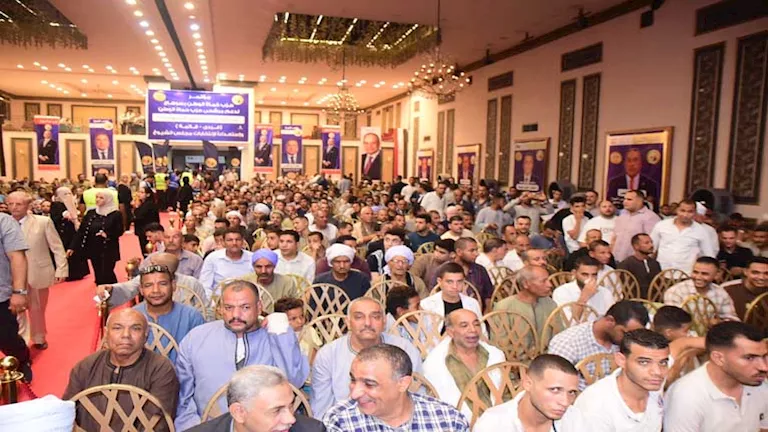 “حماة الوطن” تنظم حملة لدعم مرشحيها في انتخابات “الشيوخ” بسوهاج (فيديو وصور) “حماة الوطن” تنظم حملة لدعم مرشحيها في انتخابات “الشيوخ” بسوهاج (فيديو وصور)