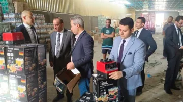 حماية المستهلك تضبط 3000 جهاز كهربائي مُعاد تصنيعه في مخزن بالقليوبية