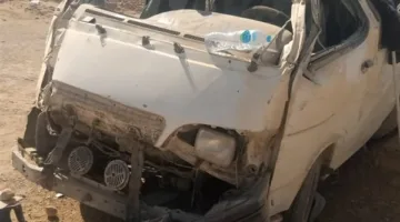 حوادث انقلاب ميكروباص على طريق أبو سمبل السياحي تُصيب 8 أشخاص