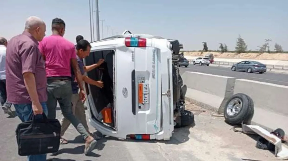 حوادث بين سيارة خاصة وميكروباص على طريق الفيوم حوادث بين سيارة خاصة وميكروباص على طريق الفيوم