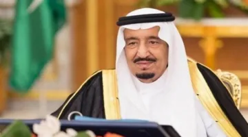 خادم الحرمين الشريفين وولي العهد يُعربان عن تهانيهما للرئيس الفرنسي بمناسبة احتفال بلاده بالعيد الوطني.