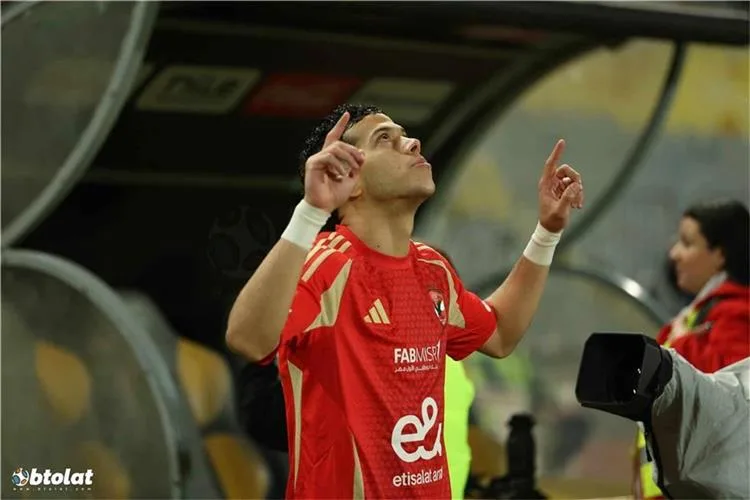 خاص | بعد ظهوره مع أحمد فتوح.. تفاصيل فرض الأهلي عقوبة على إمام عاشور