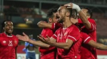 خاص كورابيا | “اجتماع التجمع الخامس” يقرر انتقال نجم الأهلي إلى الزمالك