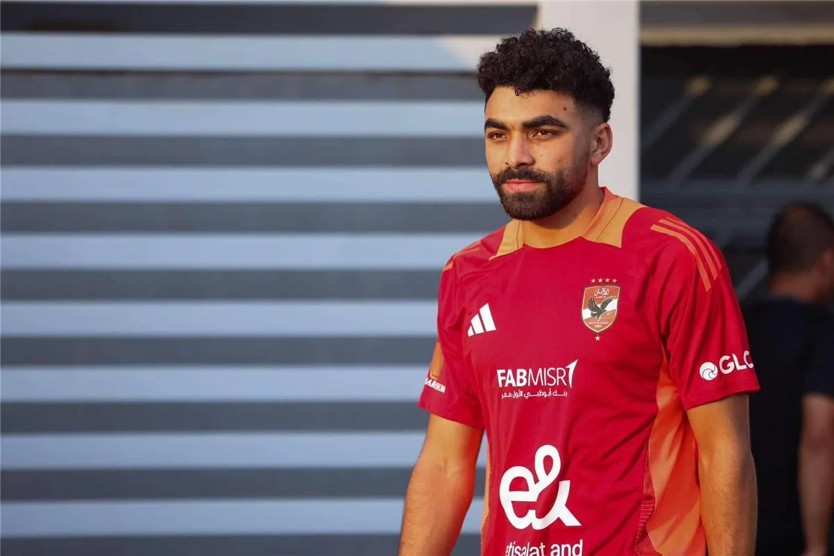 خالد عبد الفتاح يتحدث عن مغادرته الأهلي: “الجلوس على الدكة صعب”.. وزيزو لاعب متحفظ
