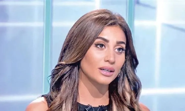 خالد مرعي يواصل استعداداته لـ«طلقني شكراً» خالد مرعي يواصل استعداداته لـ«طلقني شكراً»