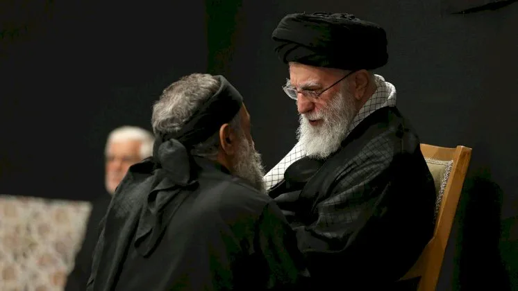 خامئني يطل على العلن للمرة الأولى منذ بداية الحرب خامئني يطل على العلن للمرة الأولى منذ بداية الحرب