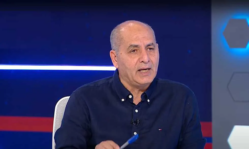 خبر في الجول – الزمالك يقرر أن يبقى بدر حامد رئيسًا لقطاعات كرة القدم