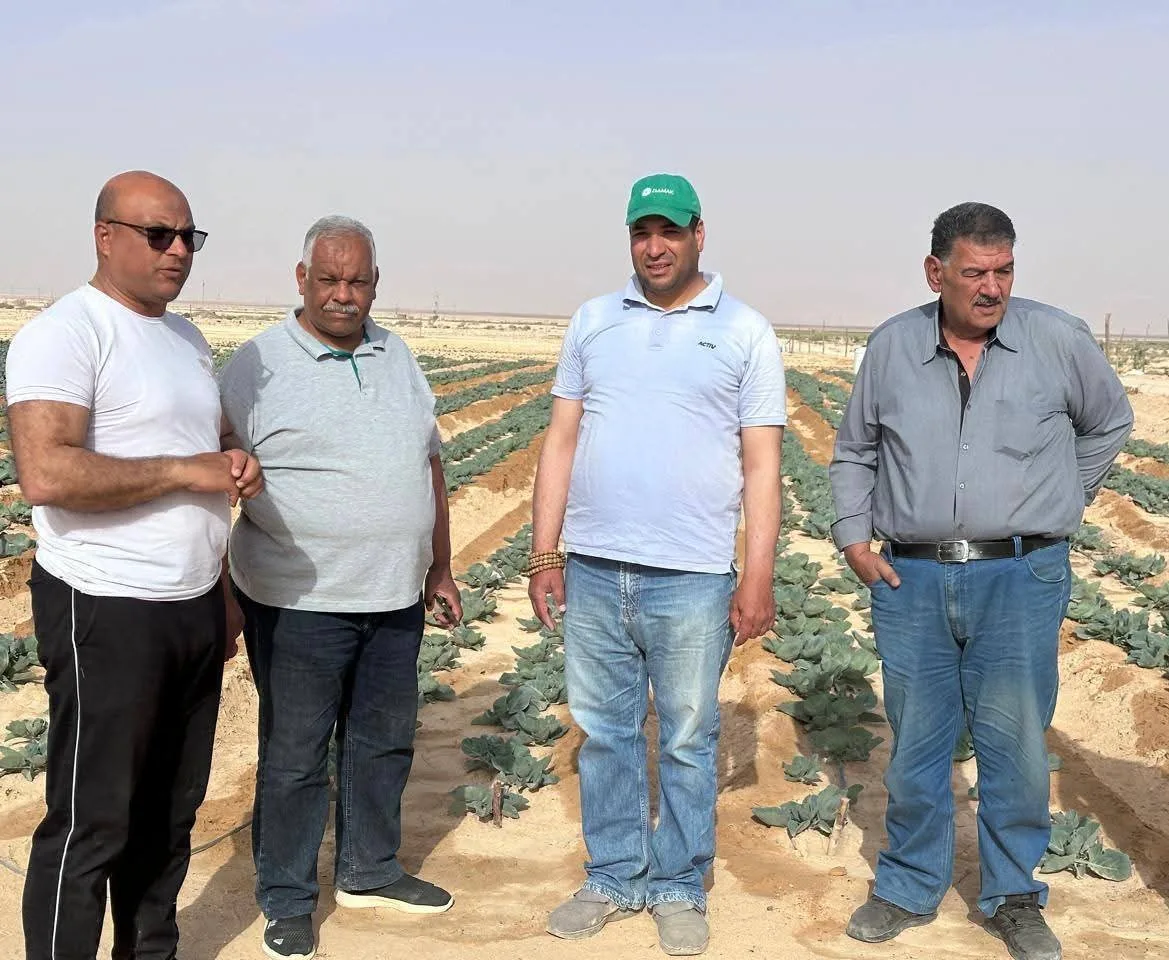 خبراء دراسات الصحراء يستمرون في زياراتهم الميدانية بسيناء لتقديم الدعم الفني للمزارعين.