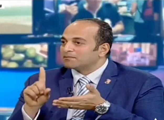 خبير اقتصادي لـ«الحرية»: حريق سنترال رمسيس أحدث فوضى في نظام الاتصالات ونقل المعلومات.. والحاجة لتأمين البنية التحتية الرقمية أمر استراتيجي لا بد منه خبير اقتصادي لـ«الحرية»: حريق سنترال رمسيس أحدث فوضى في نظام الاتصالات ونقل المعلومات.. والحاجة لتأمين البنية التحتية الرقمية أمر استراتيجي لا بد منه