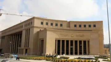 خبير مالي يتنبأ بتثبيت أسعار الفائدة من قبل البنك المركزي.. ما الرابط بالكهرباء؟