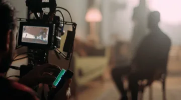 خبيرة تنبه: التربية ليست موضة، والدراما تروج لشخصيات مذنبة في أذهان أطفالنا