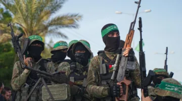 سرايا القدس وكتائب القسام تعلنان عن تنفيذ عمليات ضد القوات الإسرائيلية في غزة.