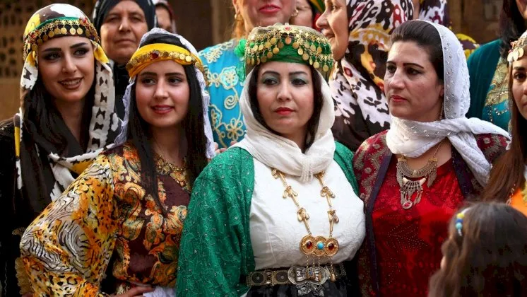 خداع بعض “النخب” السورية خداع بعض “النخب” السورية