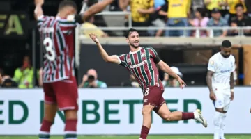 خطأ غير متوقع من كانسيلو الحزين يتيح لفلوميننسي التقدم على الهلال (فيديو)
