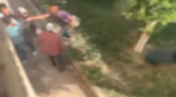 خلاف حول الخردة يؤدي إلى اشتباك باستخدام الأسلحة البيضاء في أكتوبر