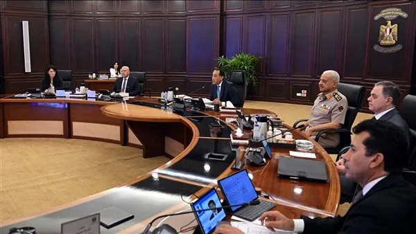 خلال اجتماع الحكومة.. منح شركة كينجدوم للكتان الرخصة الذهبية من قبل الوزراء خلال اجتماع الحكومة.. منح شركة كينجدوم للكتان الرخصة الذهبية من قبل الوزراء