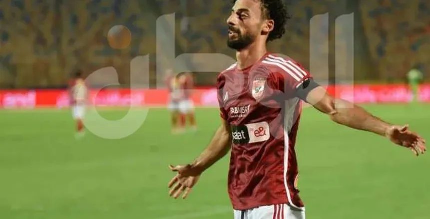 خلفيات اجتماع أحمد عبد القادر مع محمد يوسف.. طلب اللاعب واستجابة حاسمة من الأهلي خلفيات اجتماع أحمد عبد القادر مع محمد يوسف.. طلب اللاعب واستجابة حاسمة من الأهلي