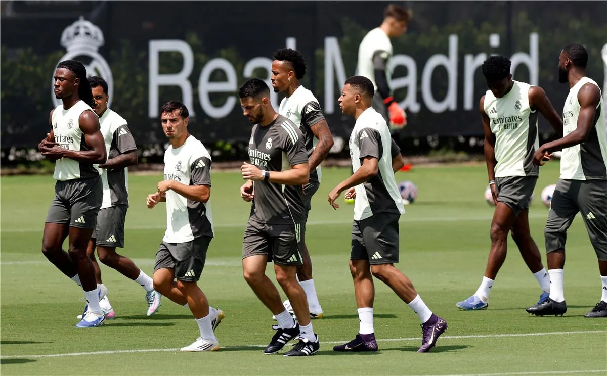 خليفة لوكا مودريتش: ريال مدريد يكشف عن القادة الجدد للموسم القادم خليفة لوكا مودريتش: ريال مدريد يكشف عن القادة الجدد للموسم القادم