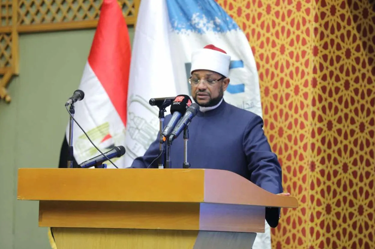أمين عام مجمع البحوث الإسلامية: جيل اليوم يتعرض لضغوط غير مسبوقة والتحديات الفكرية أكثر خطورة من أي زمان مضى. أمين عام مجمع البحوث الإسلامية: جيل اليوم يتعرض لضغوط غير مسبوقة والتحديات الفكرية أكثر خطورة من أي زمان مضى.