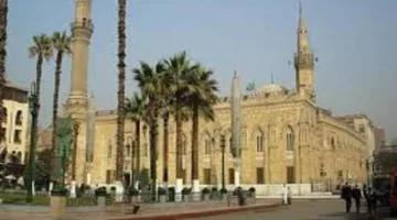 د. غنايم: لا بأس بزيارة مساجد آل البيت، لكنها لا تضاعف أجر الصلاة.