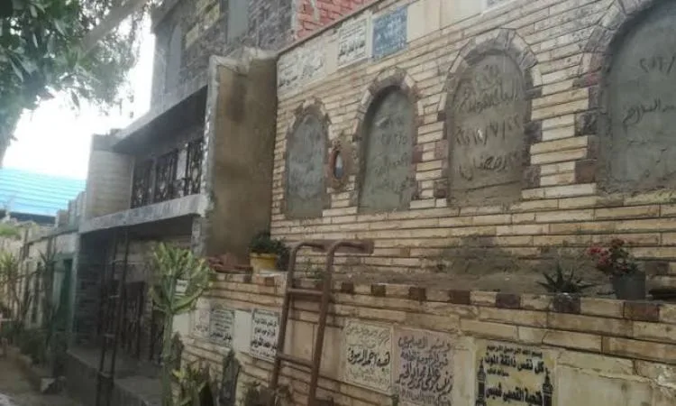د. مجدي عاشور يشرح الأحكام الشرعية المتعلقة بتوسيع المقابر ونقل جثث الراحلين. د. مجدي عاشور يشرح الأحكام الشرعية المتعلقة بتوسيع المقابر ونقل جثث الراحلين.