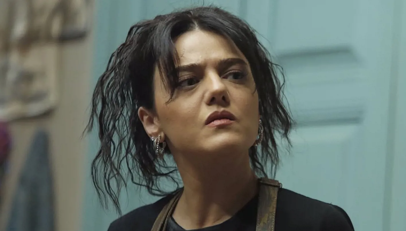 دانا مارديني تودع عالم الدراما التلفزيونية… صدمة في الوسط الفني! دانا مارديني تودع عالم الدراما التلفزيونية… صدمة في الوسط الفني!